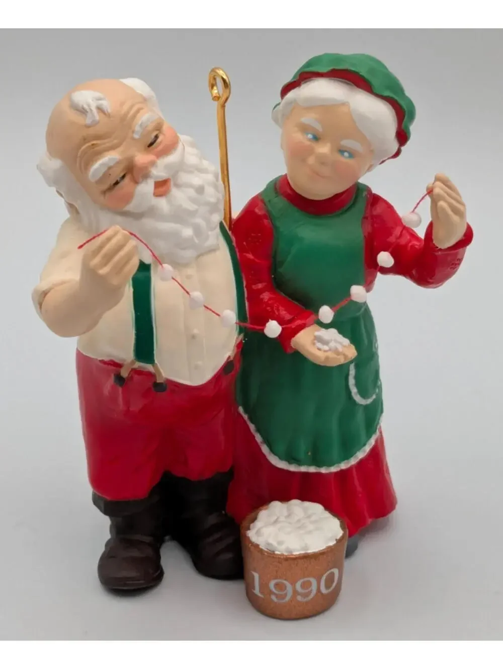 Hallmark Keepsake Popcorn Party Mr. and Mrs. Claus 1990, 5th in the Series